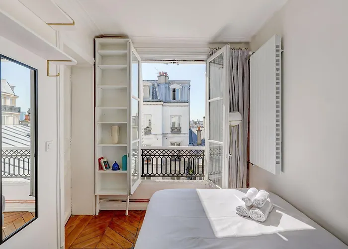 Marais & Places Des Vosges - 1br - Cityapartmentstay Apartmán